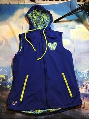 Disney parks Mickey Mouse mosaic blue hooded full zip sleeveless vest size XS